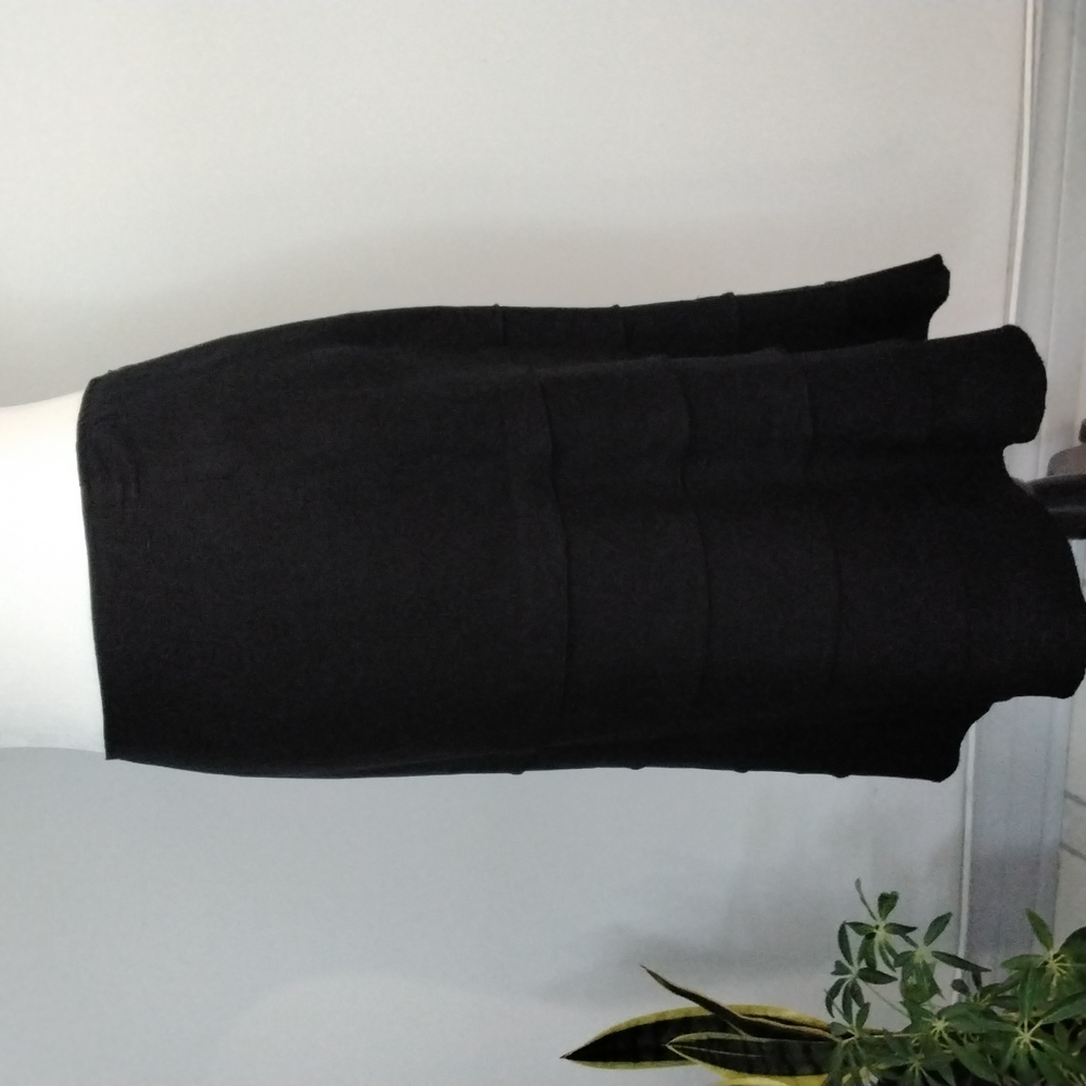 Tribal Ladies black tiered linen skirt, size 16 - Picture 1 of 7
